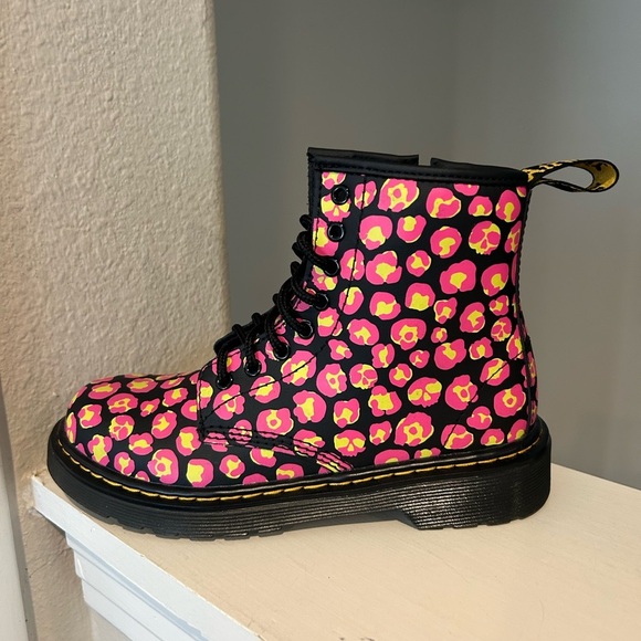Dr Doc Martens 1460 J Pink Leopard Hydro Leather Combat Boots Youth Girls Size 2 - Picture 7 of 10
